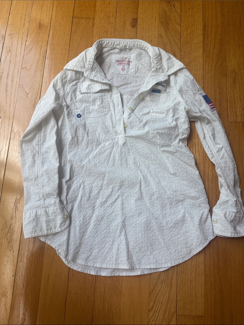 Vineyard Vines White UPF Coverup with American flag